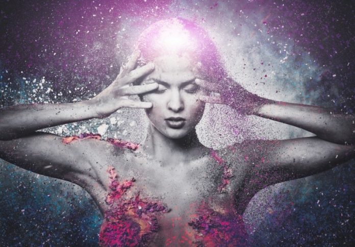 loi de manifestation-d’attraction